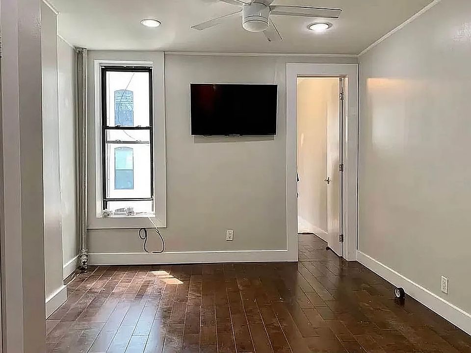 1st image of 274 W 115th St #1C