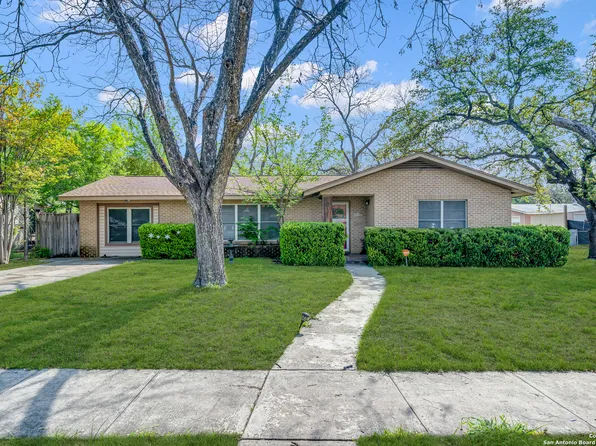 110 Barbet, San Antonio, TX 78213