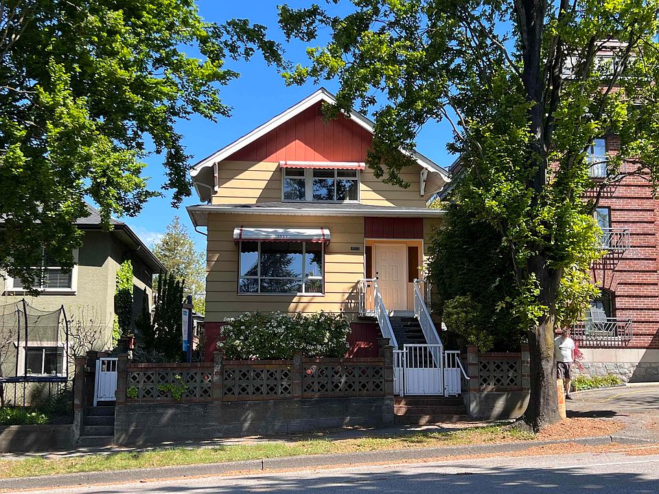 1st image of 1939 E 1st Ave