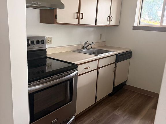 2nd image of 401-407 Freeport Rd #C