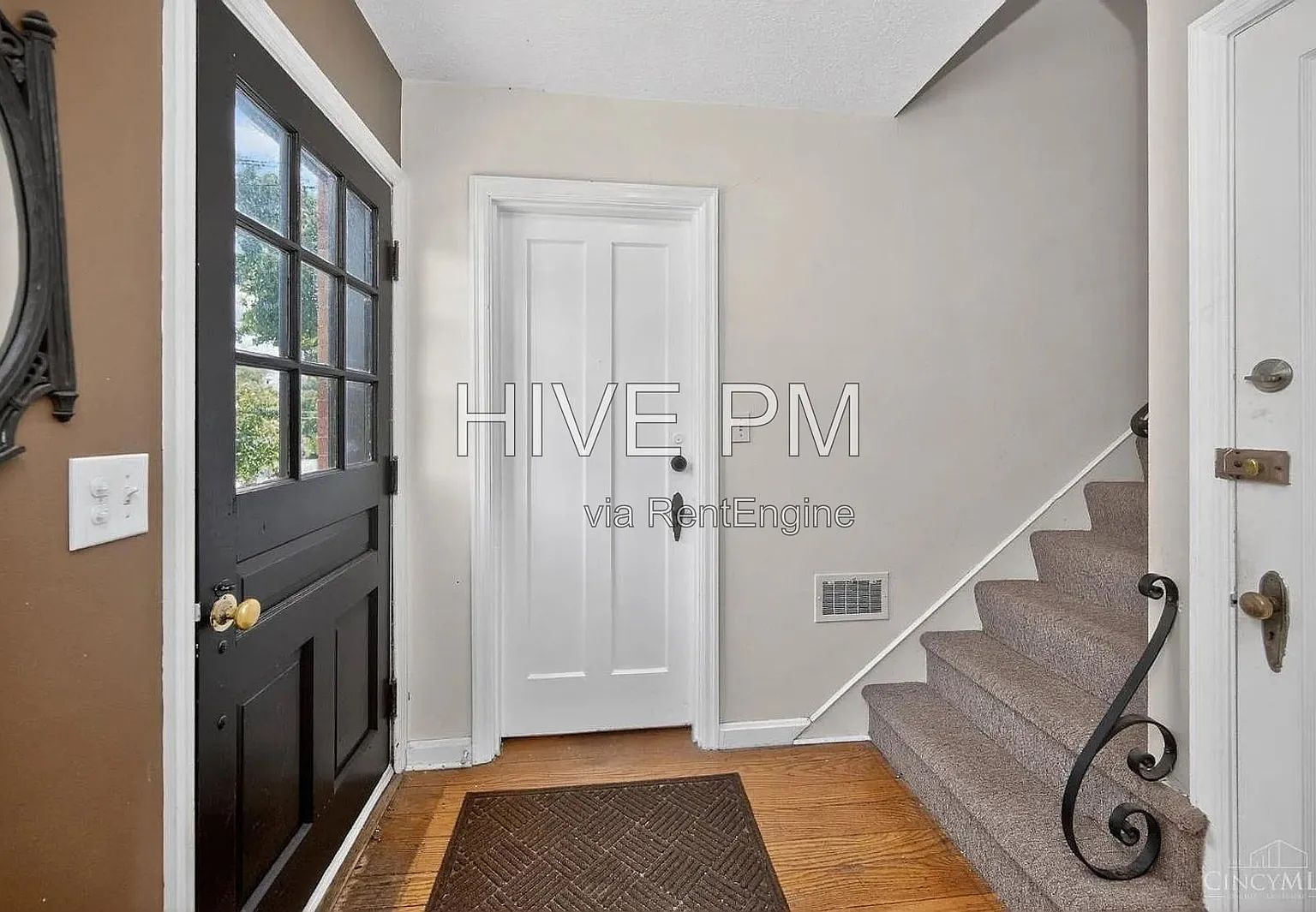2 bed, 1.0 bath, 1100 sqft, $1,550 — Photo 4