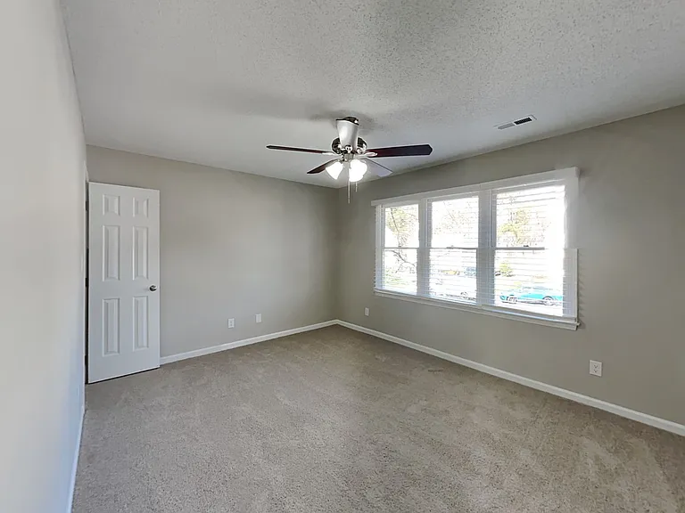 3617 Abercromby Dr — Photo 6