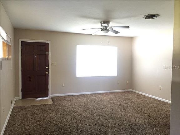 4th image of 5900 Paradise Ln