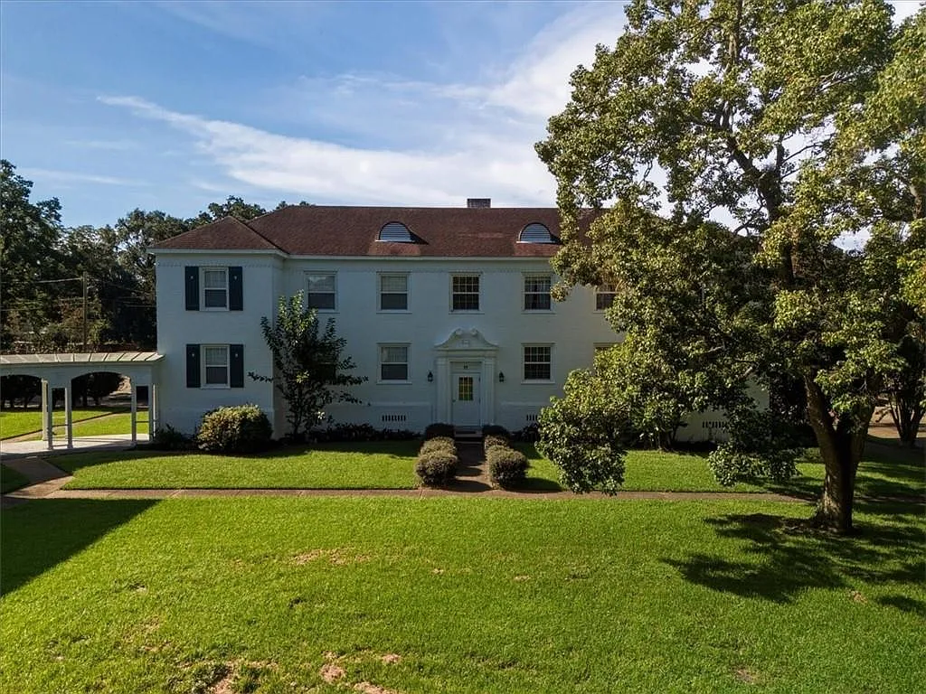 1 bed, 1.0 bath, 792 sqft, $1,100 — Photo 2
