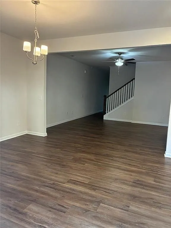 3 bed, 3.0 bath, 1937 sqft, $2,000 — Photo 3