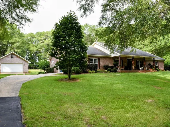 263 County Road 679, Coffee Springs, AL 36318