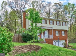5647 Naylor Ct, Woodbridge, VA 22193