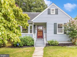 902 Chestnut St, Frederick, MD 21703