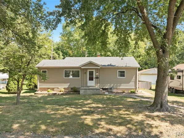 2911 Fredericka St, Belleville, IL 62226