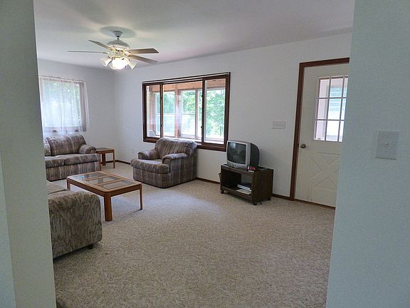 4th image of 1117 Flat Creek Rd