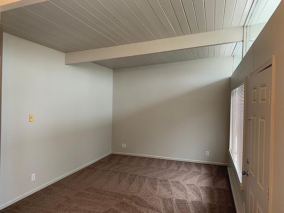 4th image of 906 Glennwood Ave NE #5