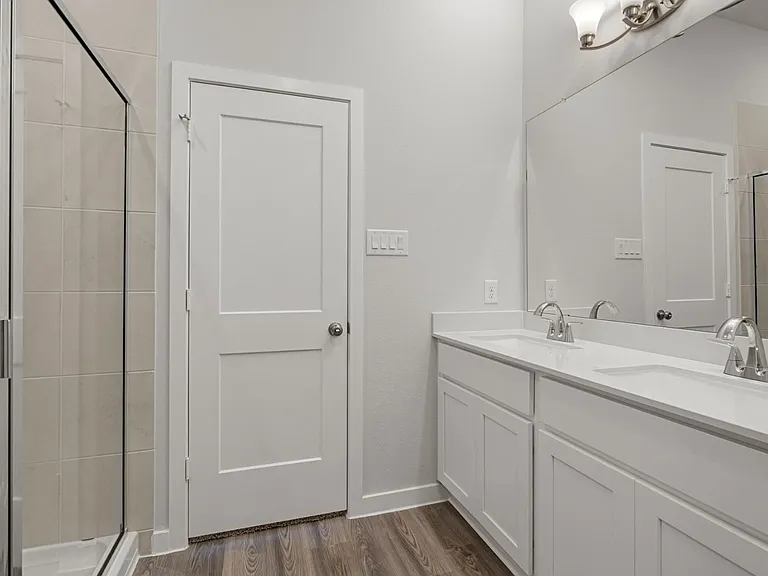 21022 Armstrong County Dr — Photo 20