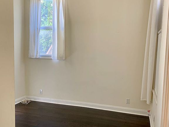 4th image of 596 Haight St #8918777