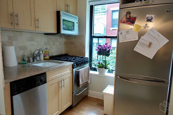 Rented by Halstead Real Estate | media 4