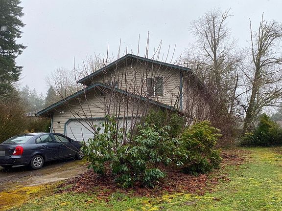 2nd image of 5602 Lake Saint Clair Dr SE