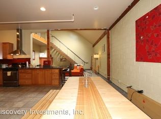 926 Chester St SUITE F, Oakland, CA 94607