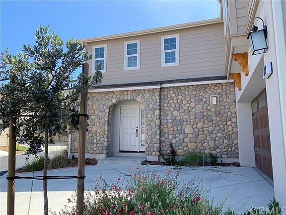 3rd image of 529 Quinn Ct