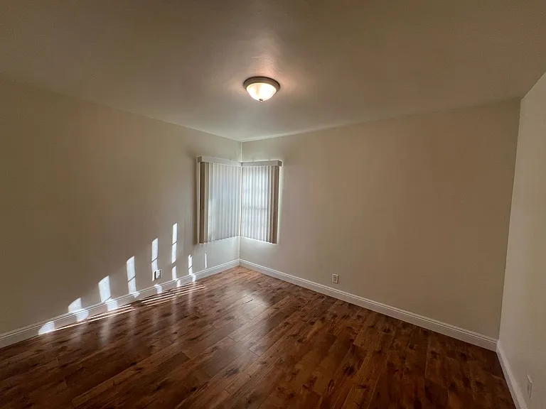 812 E Garfield Ave #B — Photo 8