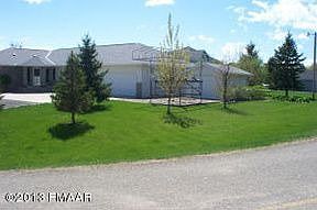 2nd image of 25038 Tri Lakes Dr
