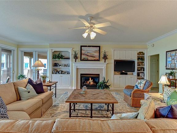 5th image of 728 Ocean Club Pl #728