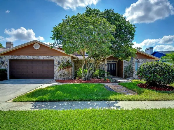 16505 E Course Dr, Tampa, FL 33624