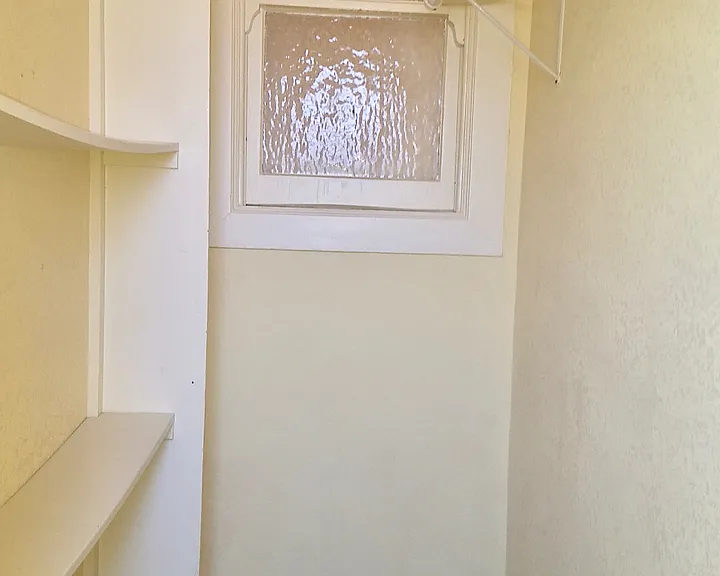 524 Georgia St #208 — Photo 15