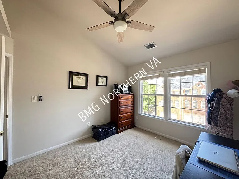 46119 Geneva Ter — Photo 19