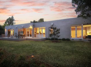 1907 San Leandro Ln, Santa Barbara, CA 93108