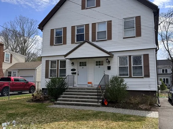 20 Chestnut St #20, Natick, MA 01760