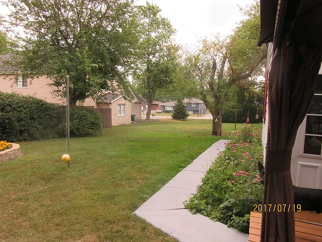 130 Holly Ave photo 1