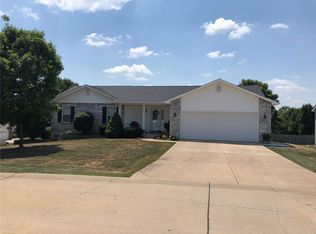 271 Cuivre Ridge Dr, Troy, MO 63379