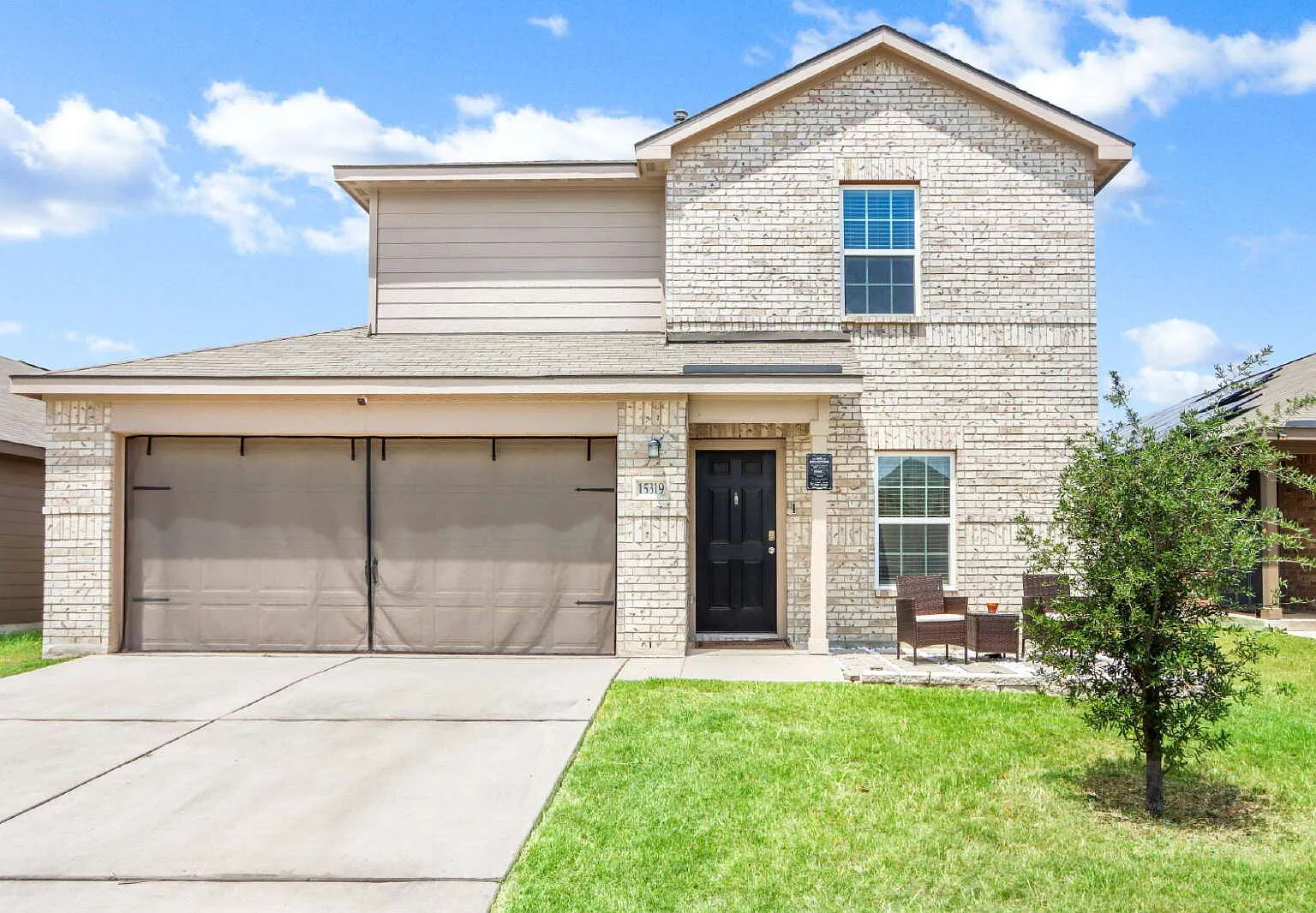 3 bed, 2.0 bath, 1428 sqft, $1,750 — Photo 1
