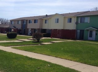 2300 Barrett Dr, North Chicago, IL 60064