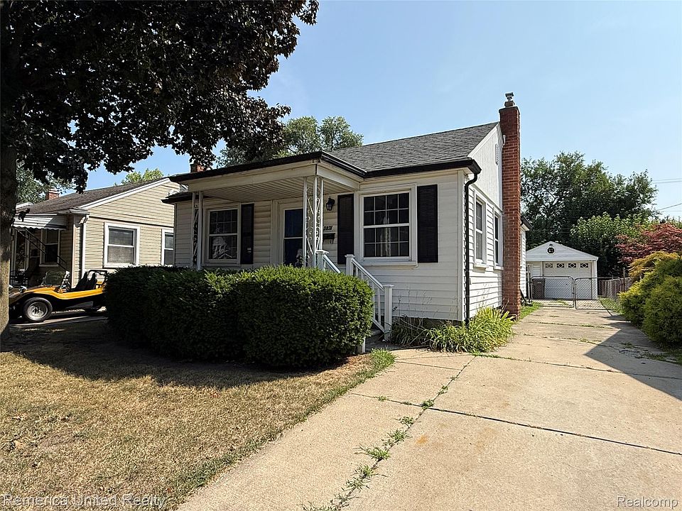 1st image of 3831 Mayfair St