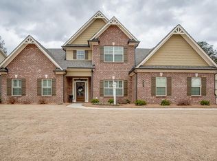 925 Mulberry Bay Dr, Dacula, GA 30019