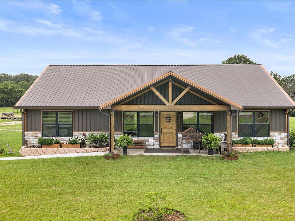 1st image of 13217 Farm Road 195