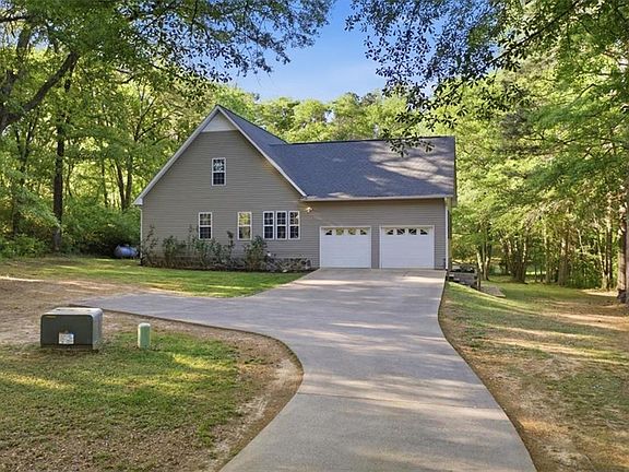 5th image of 164 Laurens Rd