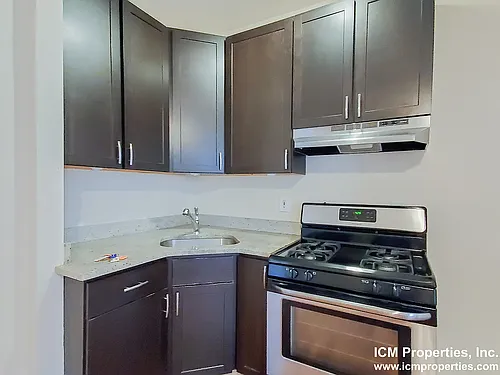 522 W Cornelia Ave #1 Photo 1 522 W Cornelia Ave #1 Photo 1