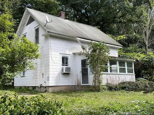 22 Anderson Drive, Ledyard, CT 06335