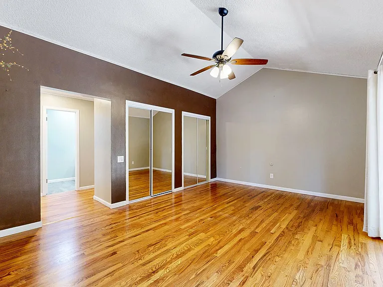 2946 S Moline Pl — Photo 13