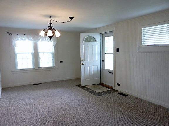 3rd image of 8983 E County Road 800 N