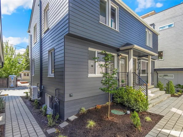 1521 B 44th Avenue SW, Seattle, WA 98116