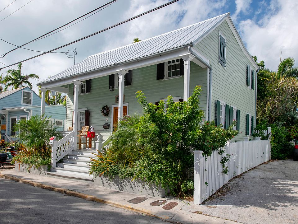 1st image of 525 Olivia St