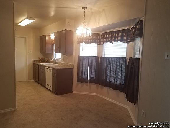 5th image of 4411 Desert View Dr