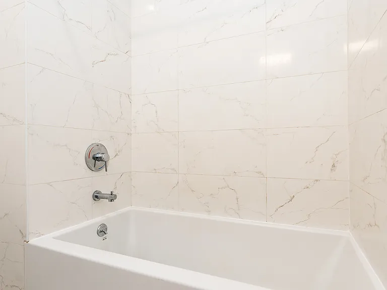 1780 Sheepshead Bay Rd #PENTHOUSE — Photo 19