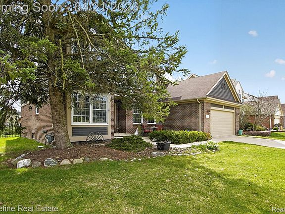 3rd image of 45663 Radnor Rd
