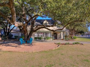 6325 Greenway Rd, Fort Worth, TX 76116