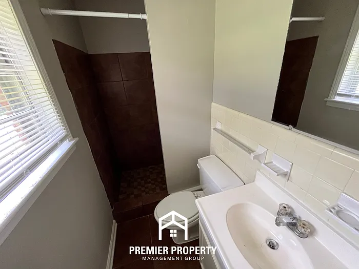3050 Castleman St — Photo 14