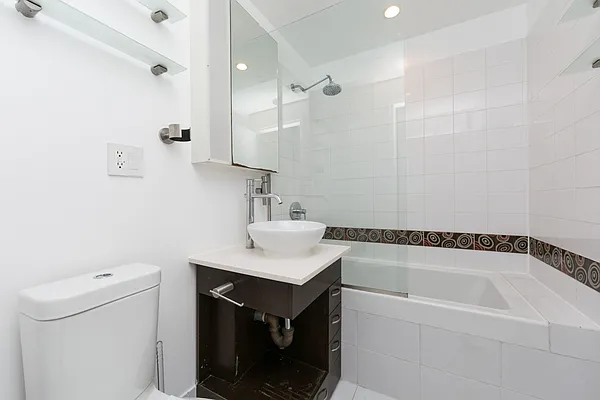 Rented by Alina Levina, LREB | media 10