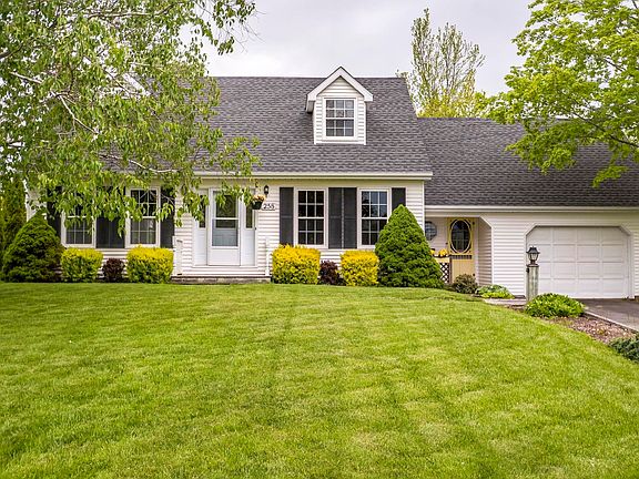 2nd image of 258 Falmouth Dyke Rd